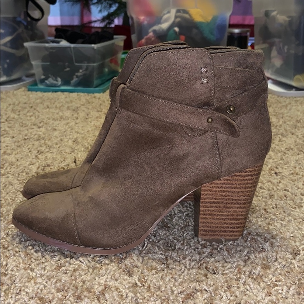 Brown Wedges with cute top accent strap
